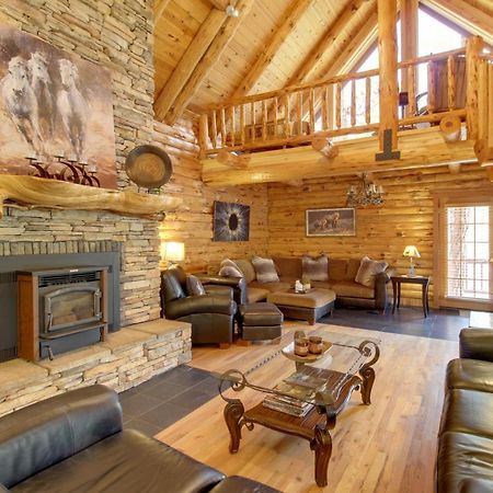 Lakeside Cabin On 2 Acres With Fire Pit And Hot Tub! Pinetop-Lakeside Exteriér fotografie