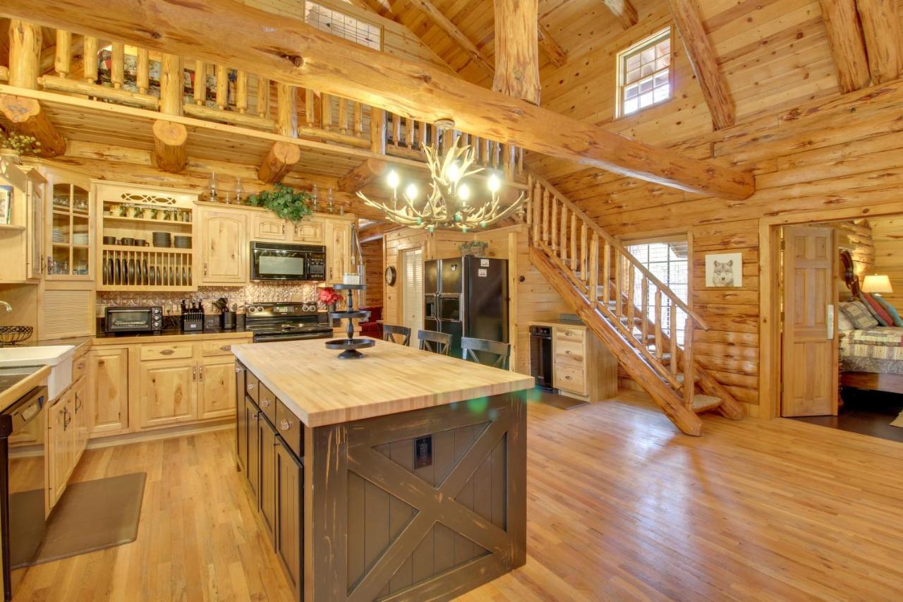 Lakeside Cabin On 2 Acres With Fire Pit And Hot Tub! Pinetop-Lakeside Exteriér fotografie