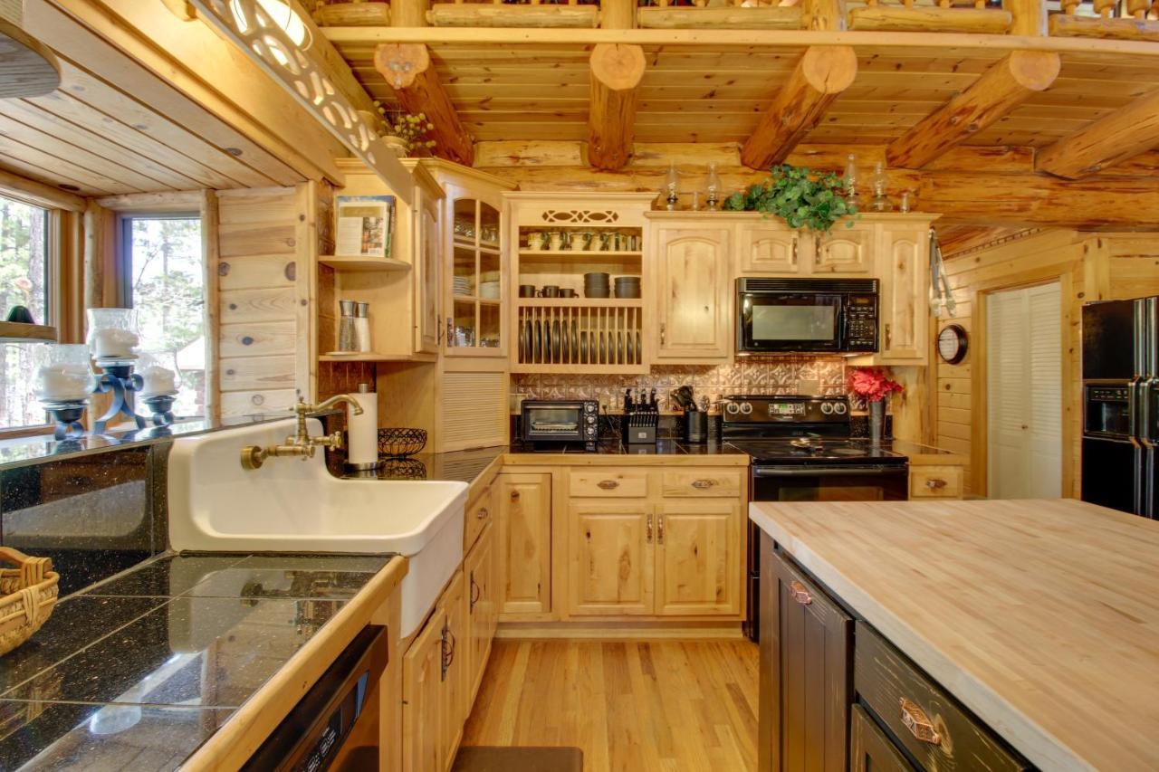 Lakeside Cabin On 2 Acres With Fire Pit And Hot Tub! Pinetop-Lakeside Exteriér fotografie