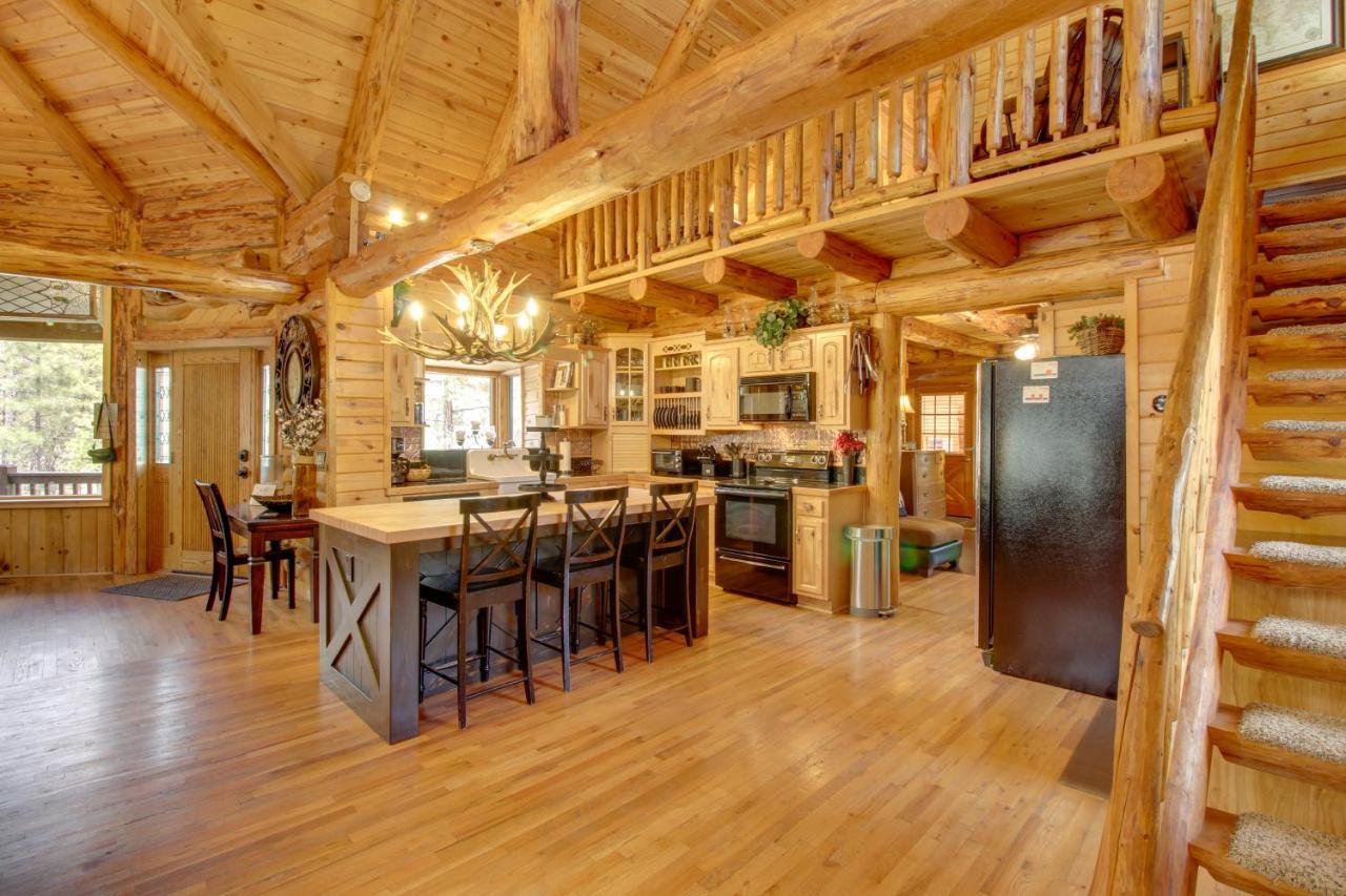 Lakeside Cabin On 2 Acres With Fire Pit And Hot Tub! Pinetop-Lakeside Exteriér fotografie