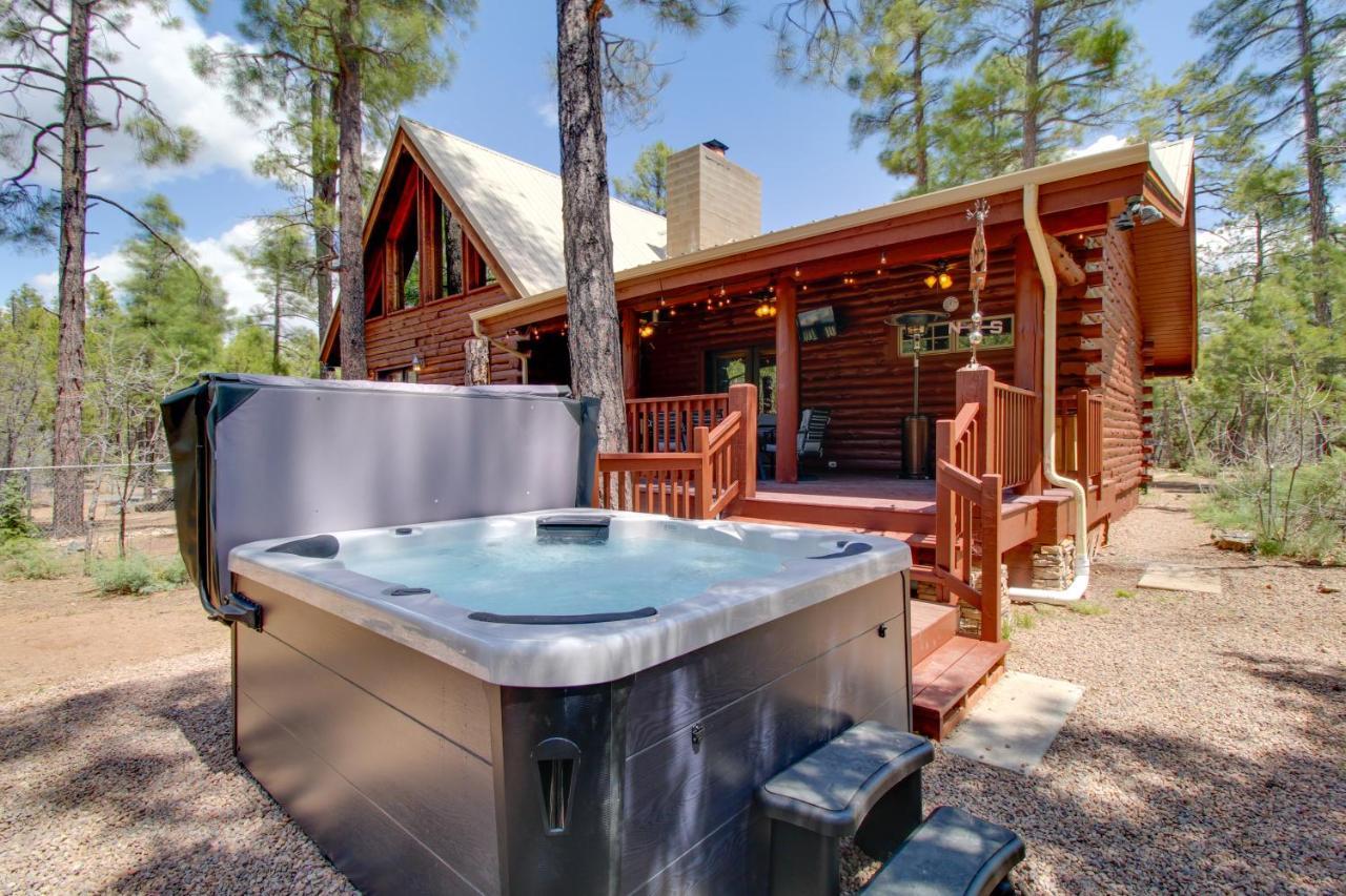 Lakeside Cabin On 2 Acres With Fire Pit And Hot Tub! Pinetop-Lakeside Exteriér fotografie